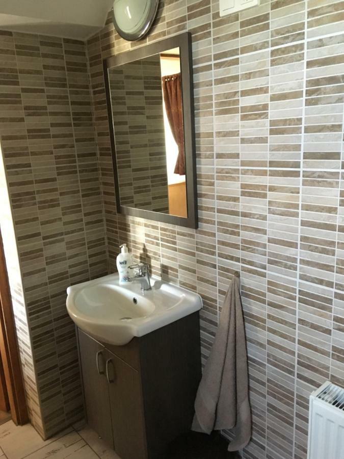 Balatonkenesei Nadfedeles Lovas Vendeghaz Villa ภายนอก รูปภาพ