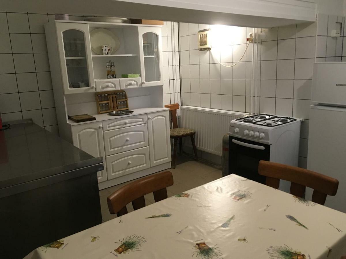 Balatonkenesei Nadfedeles Lovas Vendeghaz Villa ภายนอก รูปภาพ