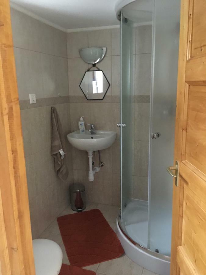 Balatonkenesei Nadfedeles Lovas Vendeghaz Villa ภายนอก รูปภาพ